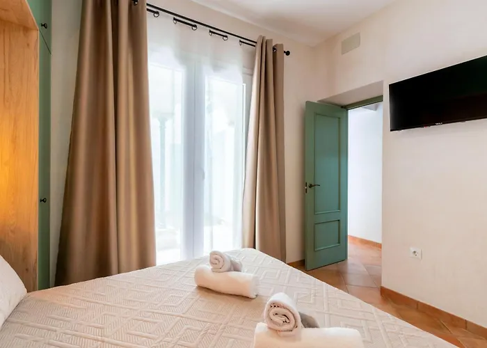 Apartment Isaac Peral 2 *