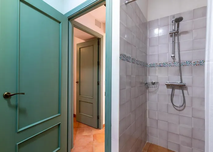 Apartment Isaac Peral 2 *